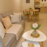 Thalassa Loft In * تولو